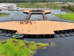 Pembangunan kawasan wisata Lewu Sabaru di Palangka Raya yang menelan anggaran Rp95 miliar. Tampak area amfiteater yang telah selesai dibangun pada tahap pertama proyek.