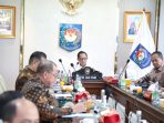 Mendagri Terbitkan SE, Dorong Pemda Dukung Program MBG