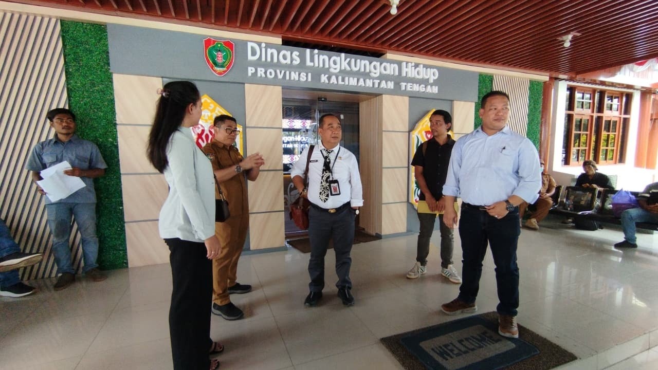 DLH Kalteng Gelar Pelatihan Operator Truck Compactor dan Road Sweeper